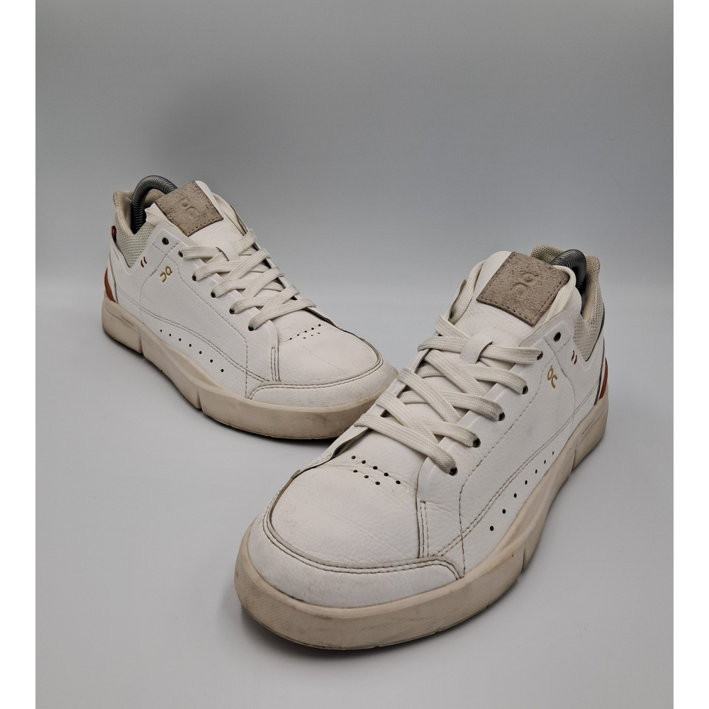 Size 8 - On Running Centre Court x The Roger 'White Brown - 48.99444